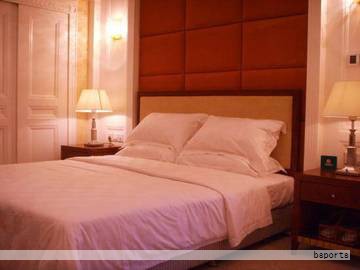 上海国际酒店工程设计与用品博览会以酒店工程设计、建材与室内外公共空间综合解决方案为核心，打通商贸采购、趋势洞察与行业交流的全链条，面向地产、建筑、设计及酒店运营方提供一站式采购与协作平台。