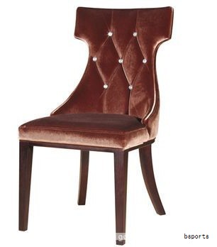 中式风格在国内酒店行业中占据核心地位,尤其在宾馆和餐饮场所的日常运营中使用频次很高。中式酒店以品尝中国美食、体验中华文化和民俗为目标,因此在整体环境设计上应凝练中华文化的精髓。 中式风格在国内酒店行业中占据核心地位,尤其在宾馆和餐饮场所的日常运营中使用频次很高。中式酒店以品尝中国美食、体验中华文化和民俗为目标,因此在整体环境设计上应凝练中华文化的精髓。