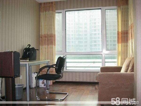 在酒店筹建与升级阶段，套房家具的品质直接影响宾客体验与品牌口碑，选择专业的酒店套房家具定制厂家尤为关键。福利来作为专注酒店套房家具定制的行业厂家，凭借丰富经验与大量落地案例，成为众多酒店品牌的信赖伙伴，提供一站式定制解决方案。