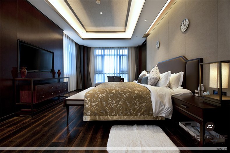 佛山市昱卓酒店家具有限公司由在木工与油漆工艺及现场管理方面具备丰富经验的创始人带领，经过多年积累再组建成新实体，位于广东省顺德区乐从，中国家具贸易之都。厂房占地超过5000平方米，生产车间超过16000平方米，技术工人百余人，年产酒店客房家具超过5000多套，酒店餐椅超过2万张。