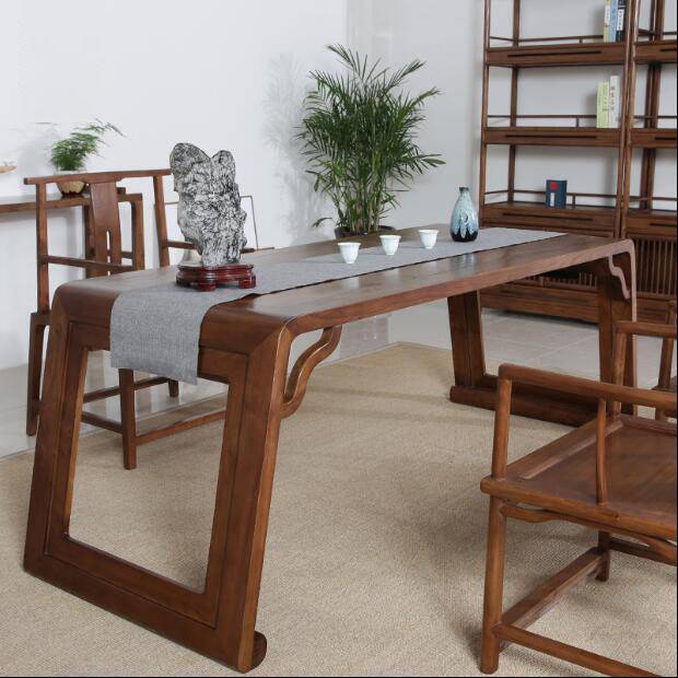 打牌时产生的较大噪音也严重影响其他顾客的购物体验