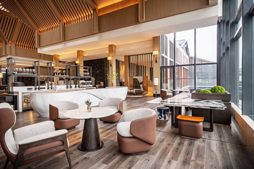 还要充分考虑防火、防盗、防伤害