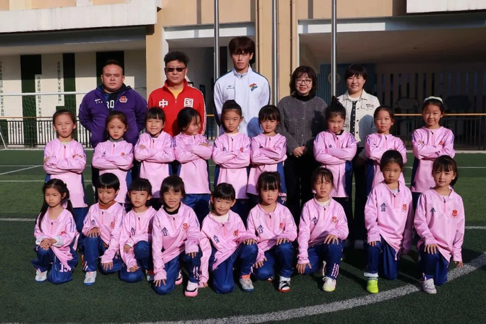 18岁新援邓捷夫中超首秀惊艳 跑动数据登顶