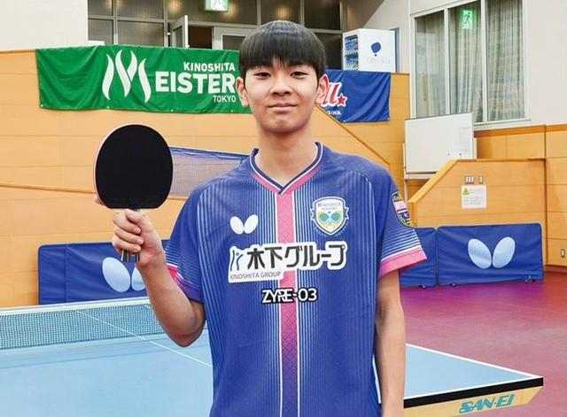 16岁日本新星川上流星不敌周启豪 王楚钦粉丝的