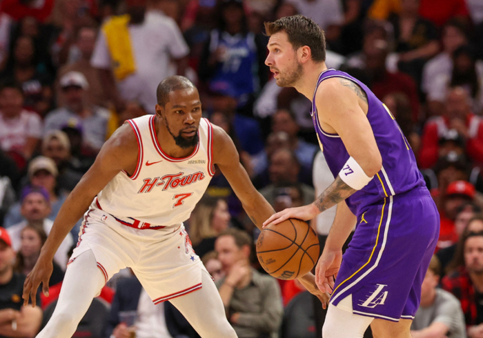 NBA赛季超巨榜单揭晓：小卡登顶，文班亚马紧追