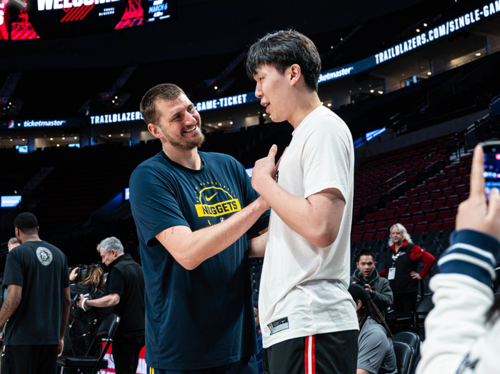 NBA赛季超巨榜单揭晓：小卡登顶，文班亚马紧追