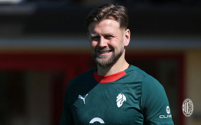 米兰球员提前训练备战意甲联赛