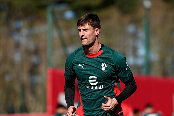 米兰球员提前训练备战意甲联赛