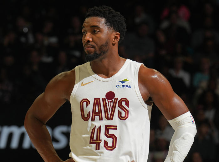 米切尔哈登近里程碑惜败热火 骑士主场失利难阻