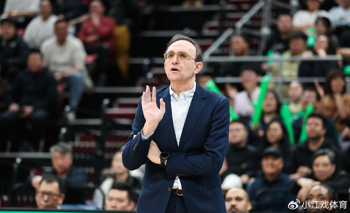 辽宁男篮主场力克新疆，莫兰德鄢手骐联手轰出