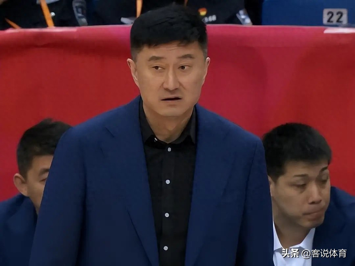 广东逆转青岛麦考尔独挑大梁苏群犀利点评菜鸡