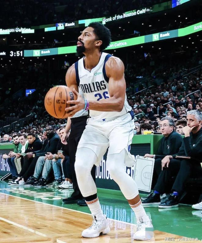 2014届选秀重排：约基奇逆袭登顶，维金斯跌至第