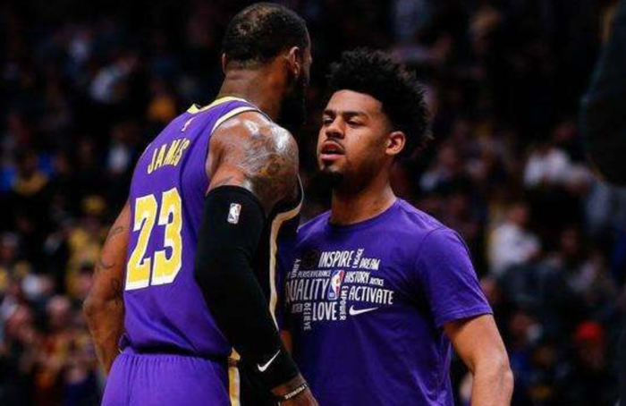 湖人拆散冠军阵容引发团队化学反应争议